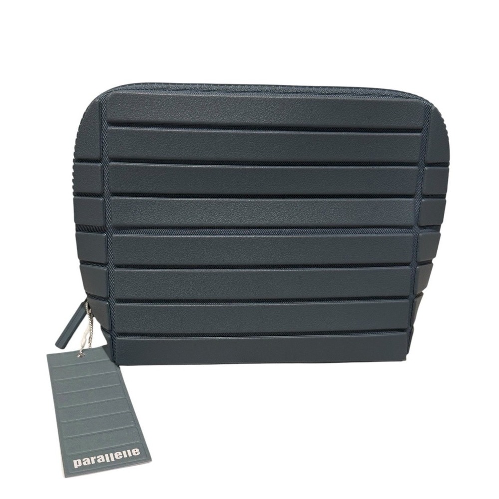 Parallel Traveler Makeup Bag Fold Down Stand-Up Slate Blue Size Small